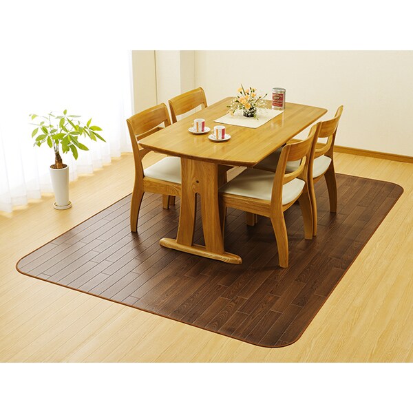 ダークブラウン