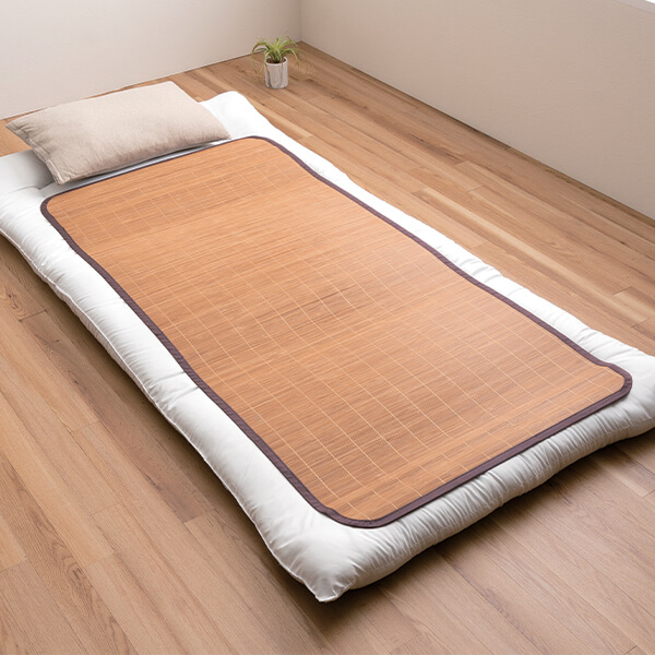 ひんやり竹シーツ: 寝具／はぴねすくらぶ