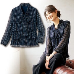 水玉プリントボウタイプルオーバー