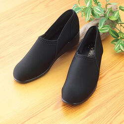 はっ水ストレッチフォーマルパンプス