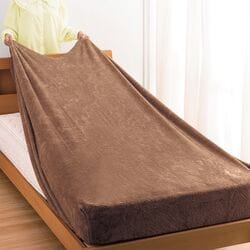 グーンと伸びるぴったりフィットあったかシーツ