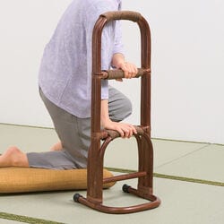 籐立ち上がりステッキ
