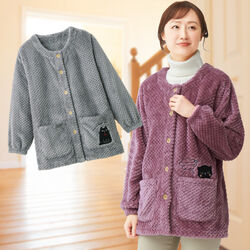 ネコ柄ふわふわかっぽう着