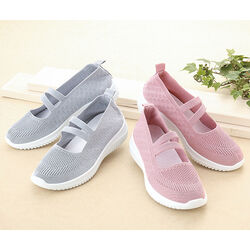 スポッと履ける楽ちんシューズ