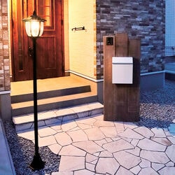 ソーラー充電式ヨーロピアンライト