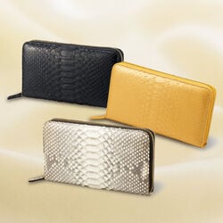 縁起の良い蛇革ラウンドファスナー長財布