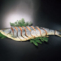 北海道産新巻鮭 1.8kg