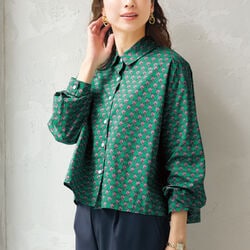 総柄プリントブラウス