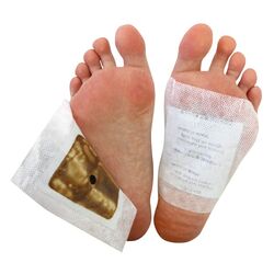 スッキリアサ足裏樹液シート