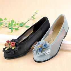 コサージュ付メッシュパンプス