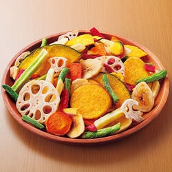 8種の野菜チップス（バナナチップ入り） 8袋セット