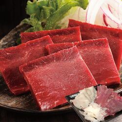 ＜訳あり＞国産ニタリの赤身肉3袋セット+鯨3点盛り